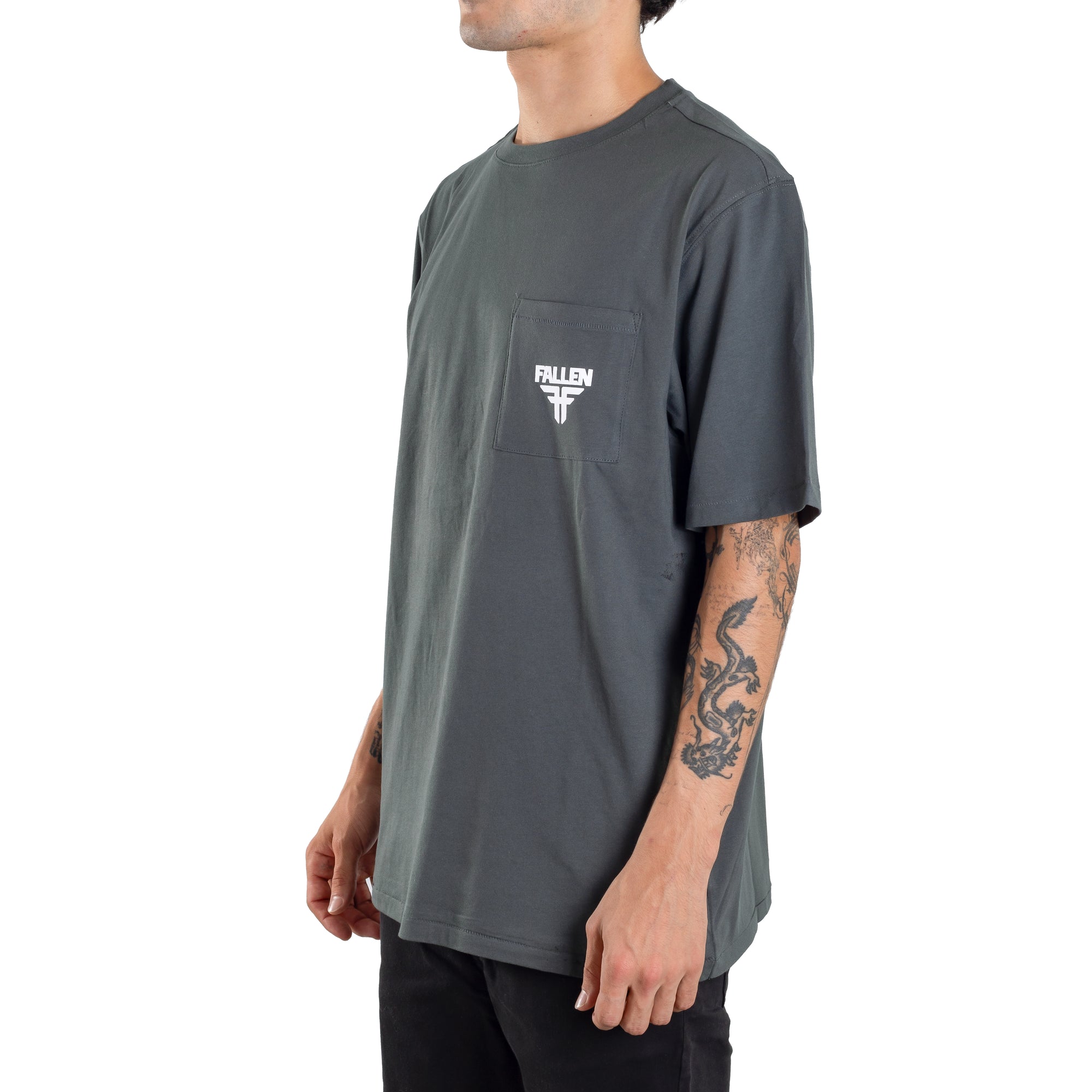 REMERA TRADEMARK POCKET IMPORTADO