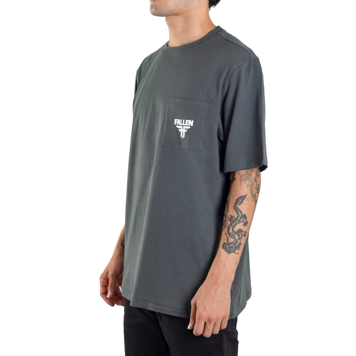 REMERA TRADEMARK POCKET IMPORTADO