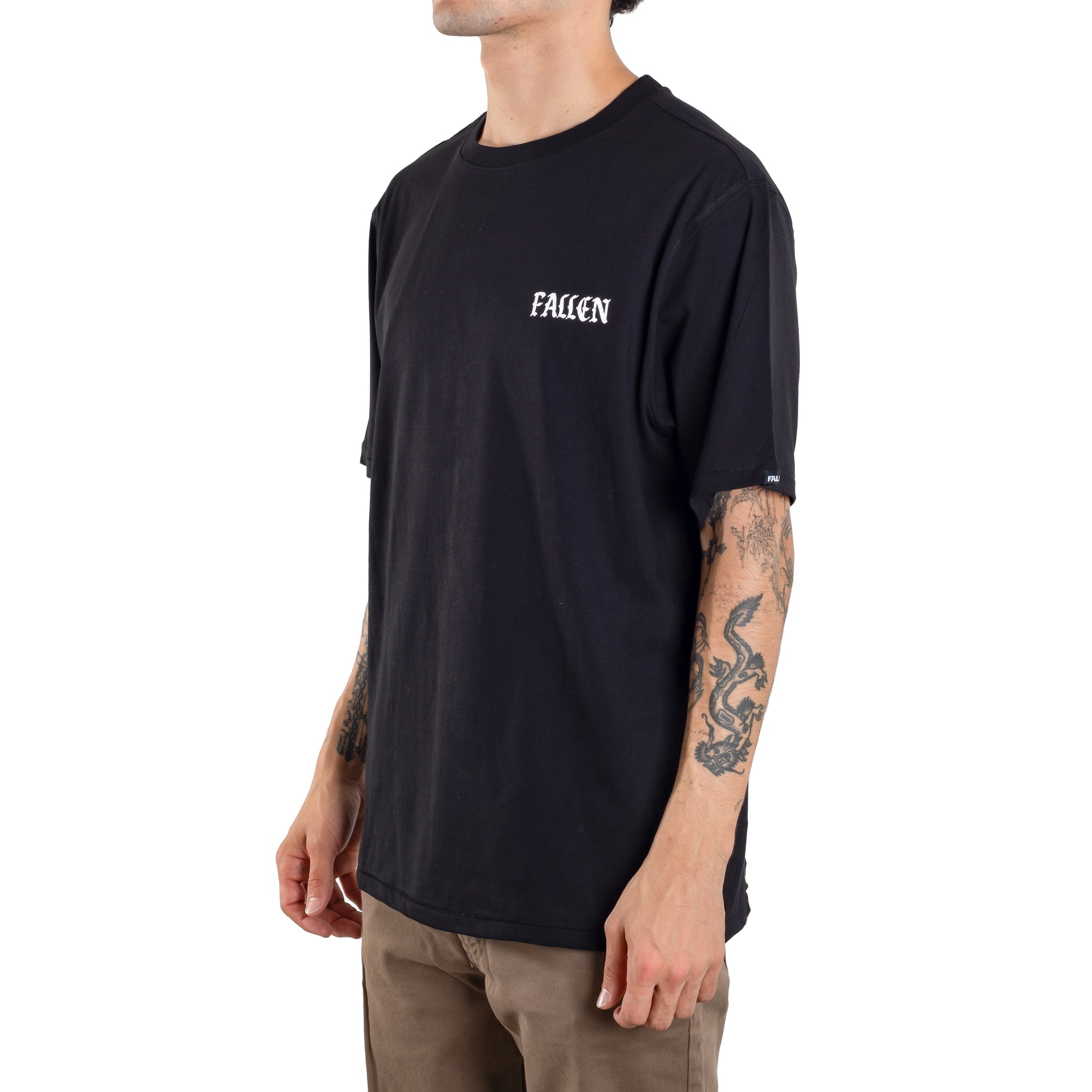 REMERA REMAINS IMPORTADO