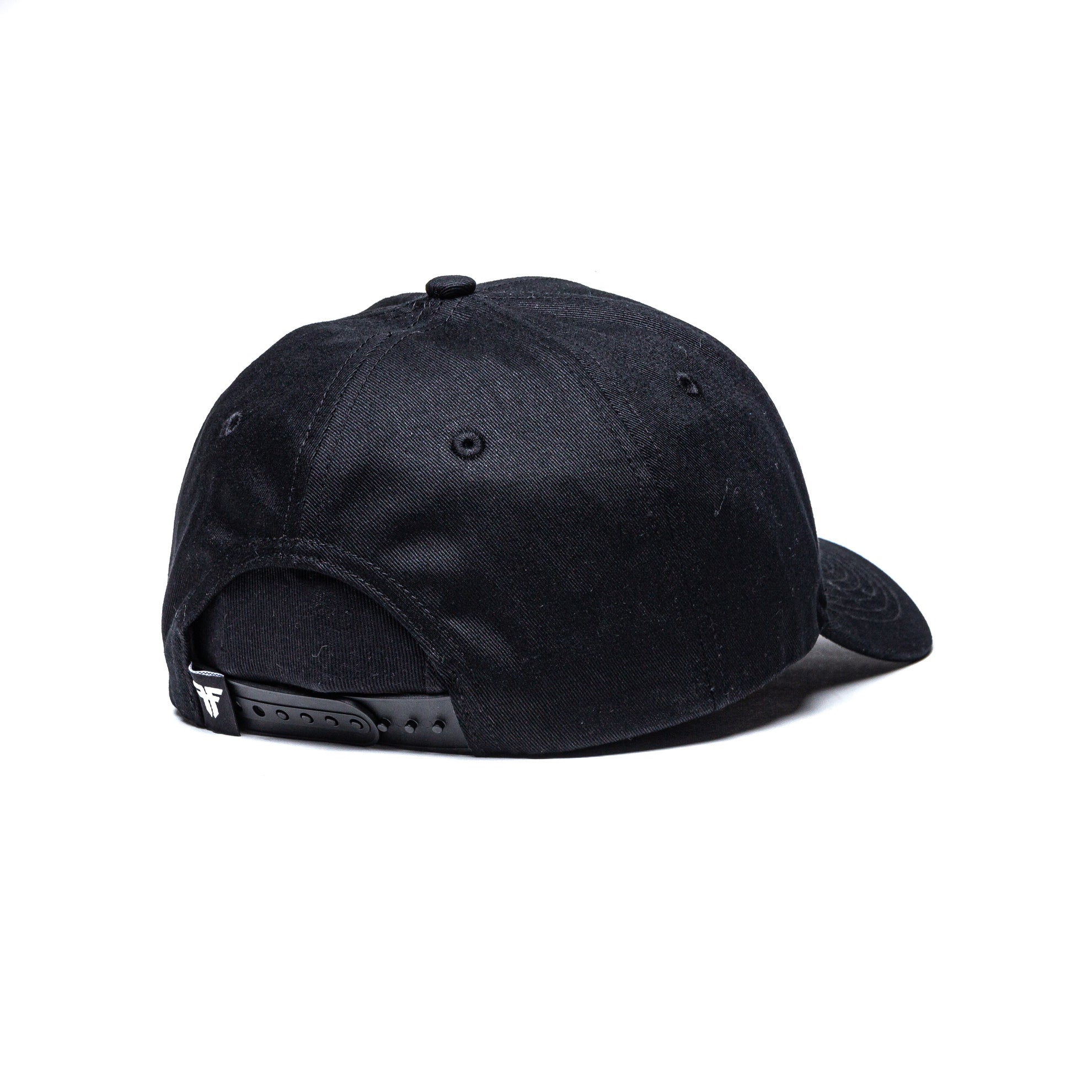 CAP INSIGNIA CURVE