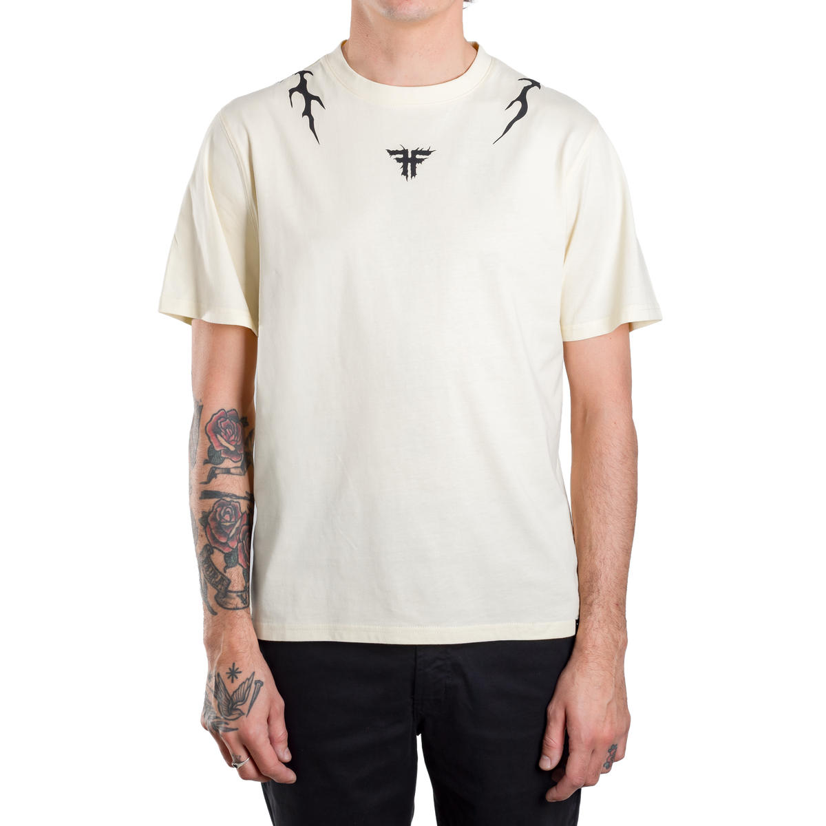 REMERA IRON