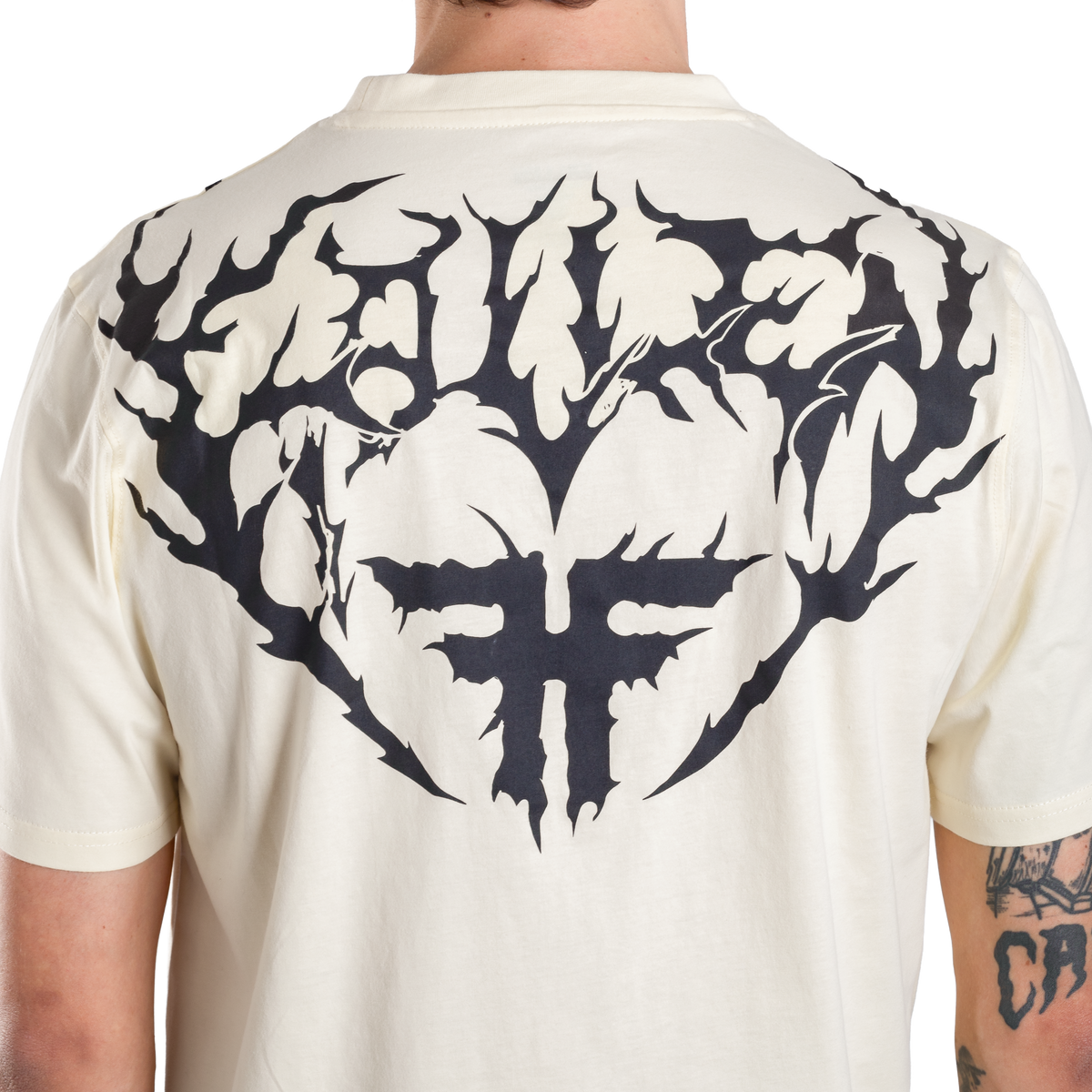 REMERA IRON
